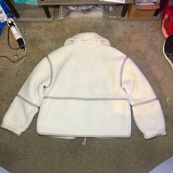 Size Small Abercrombie & Fitch White Sherpa Fleece Full Zip Jacket - Picture 4 of 6